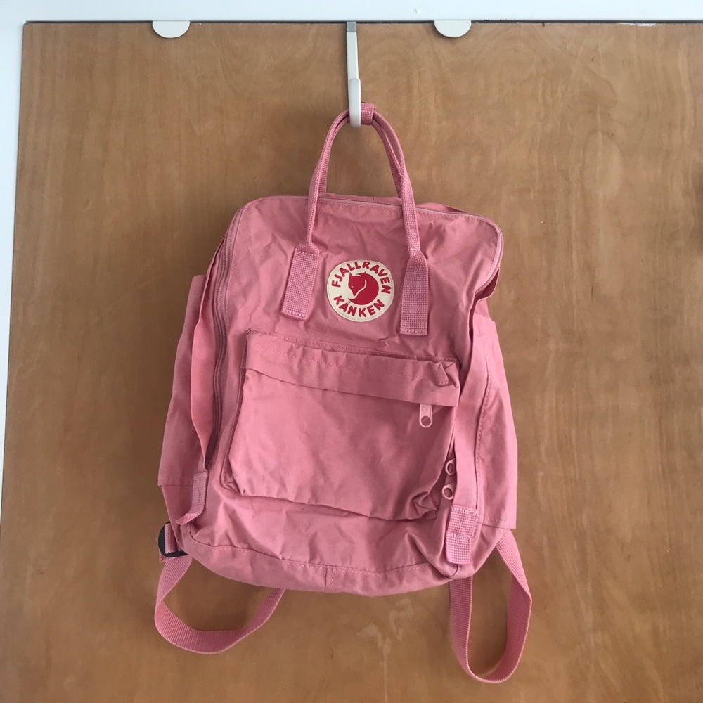 Fjallraven Kanken Backpack - Light Pink